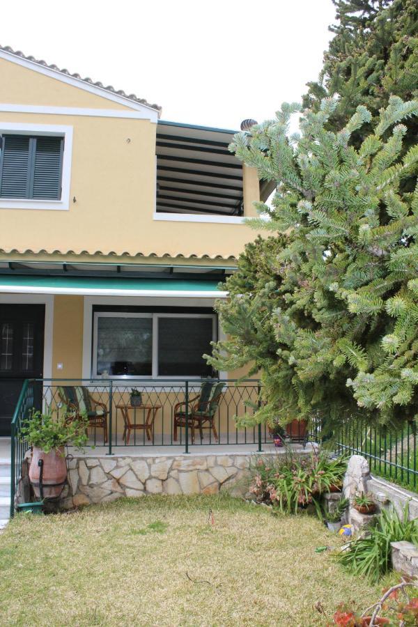 Ferienwohnung Casa Trizoni Nikiana Exterior foto
